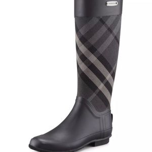 BURBERRY CHARCOAL CLEMENCE CHECK CANVAS RAIN BOOTS